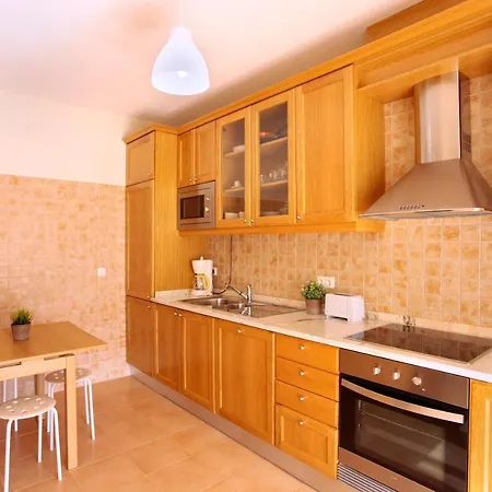 T2 Apartment *