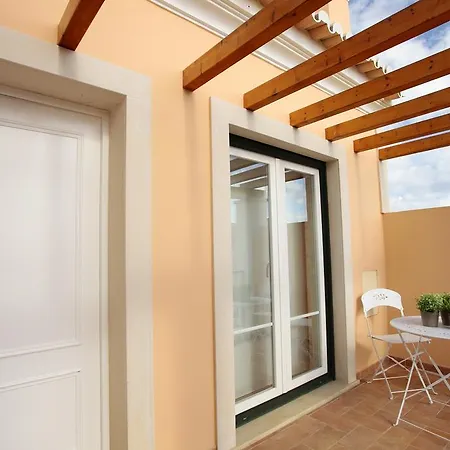 T2 Apartment *