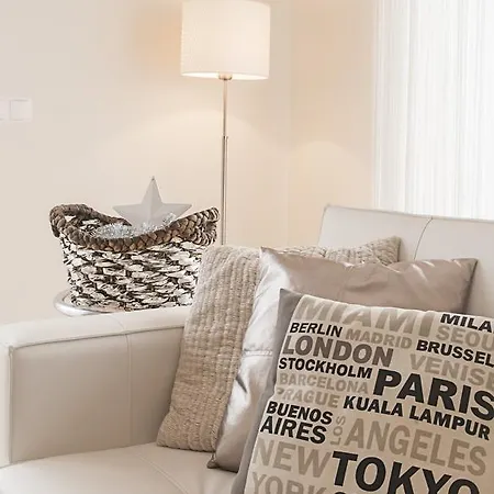 Apartment T2 *